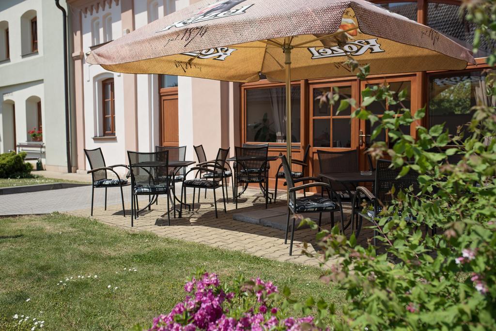 Penzion Nad Oborou Hradec Králové المظهر الخارجي الصورة